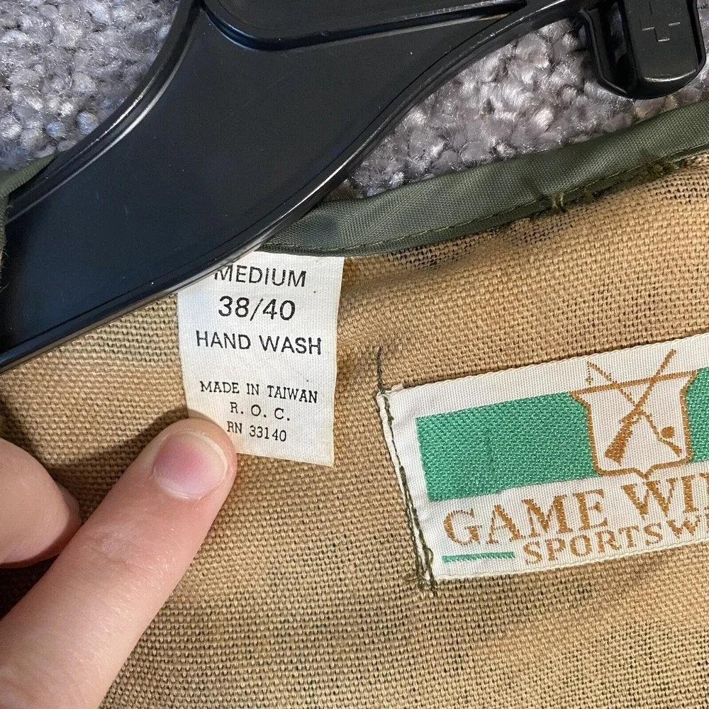 VTG Duck Camo Game Winner Shooting Vest Mens Medium Hunting Sportswear Quilted